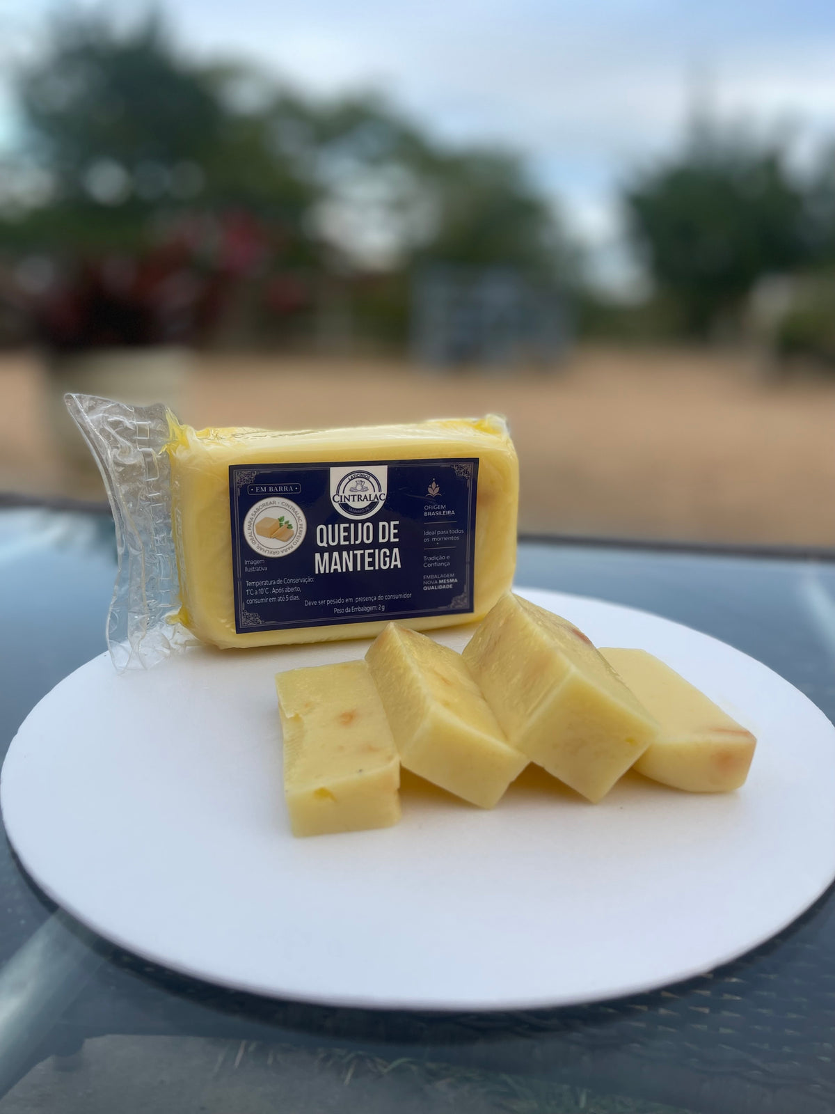 Queijo de Manteiga Artesanal com Raspa 500g